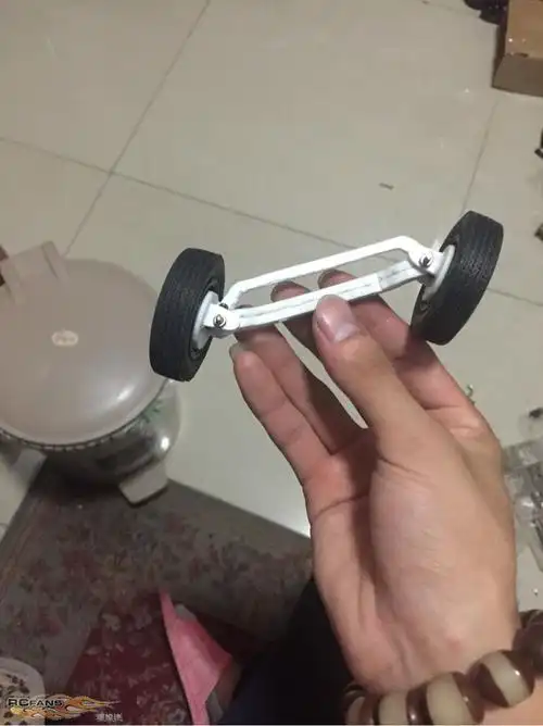 社区 69 遥控车技术区 69 货柜车,拖车 69 纯手工自制前桥24的