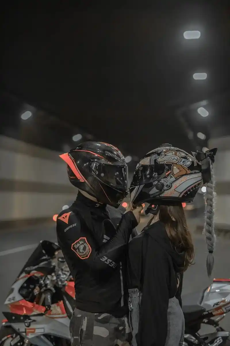 情侣摄影机车局.#机车摄影 #爱机车爱生活 #女骑 #摩托车 - 抖音