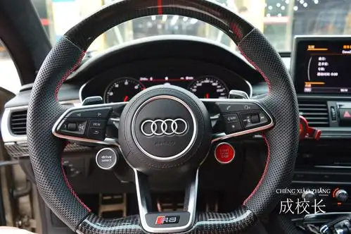 鸟枪换炮奥迪a7升级rs7运动内饰a3a4a5a6a7q3q5均可定制