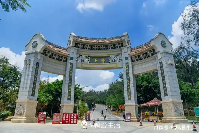 厦门的旅游景点,大多数人聚焦在岛内,比如鼓浪屿,曾厝垵,沙坡尾,南