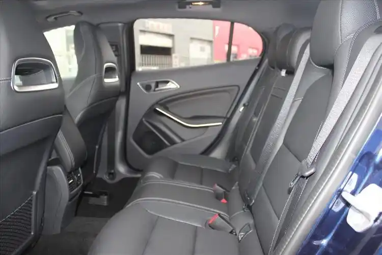 奔驰gla级gla级 空间——图片