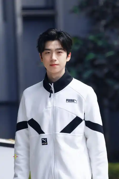 张嘉元创造营2021