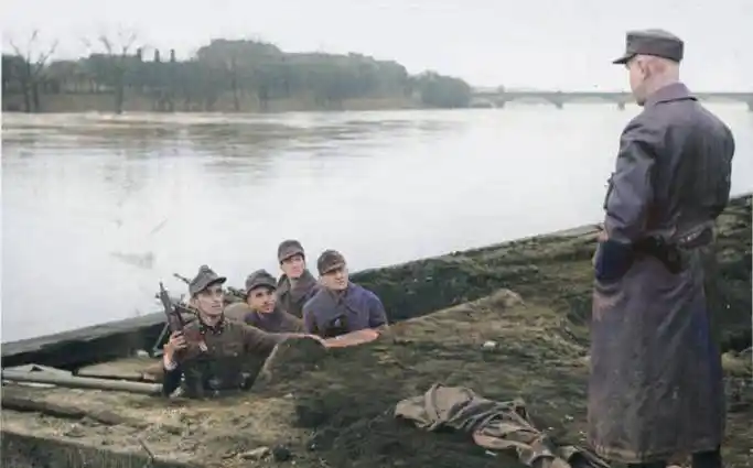 现存的vg1-5人民突击步枪大多被一些民间枪械爱好者收藏.