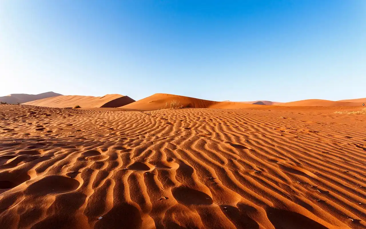 热带沙漠风景高清图片桌面壁纸