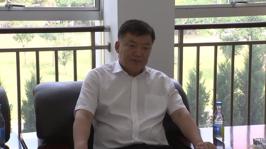 张佃虎侯占夫到临沂军分区走访慰问