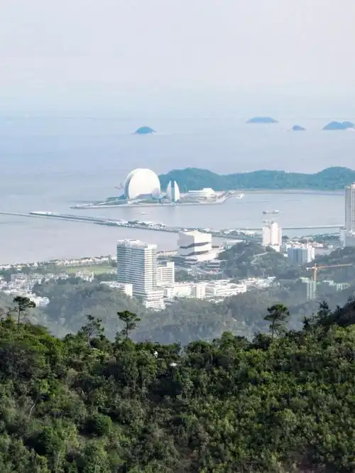 登高望远#珠海约拍  #珠海凤凰山  #珠海  #凤凰山  #珠海拍照