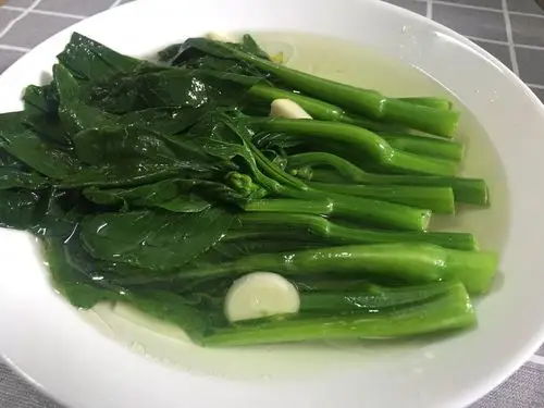 盐水菜心的做法
