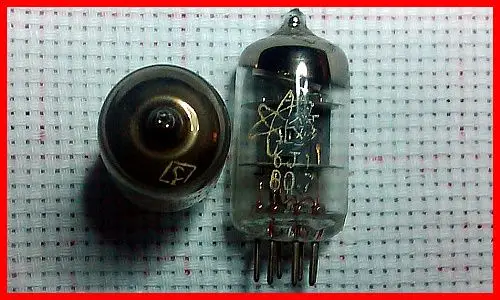 特价6j1电子管hifi胆前级裸奔版本成品胆缓冲 亚克力装饰罩送电源