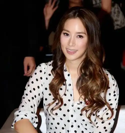 徐子淇:守身如玉嫁入豪门,生一个孩子奖10亿,23岁身价就过千亿