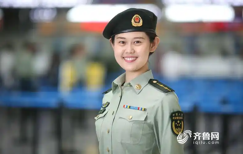 青岛:武警部队全面配发"16武警贝雷帽"