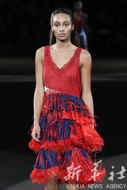 巴黎时装周——koche品牌时装秀