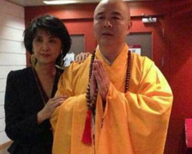 同样是唐僧,迟重瑞娶女首富,徐少华娶她,网友,同人不同命