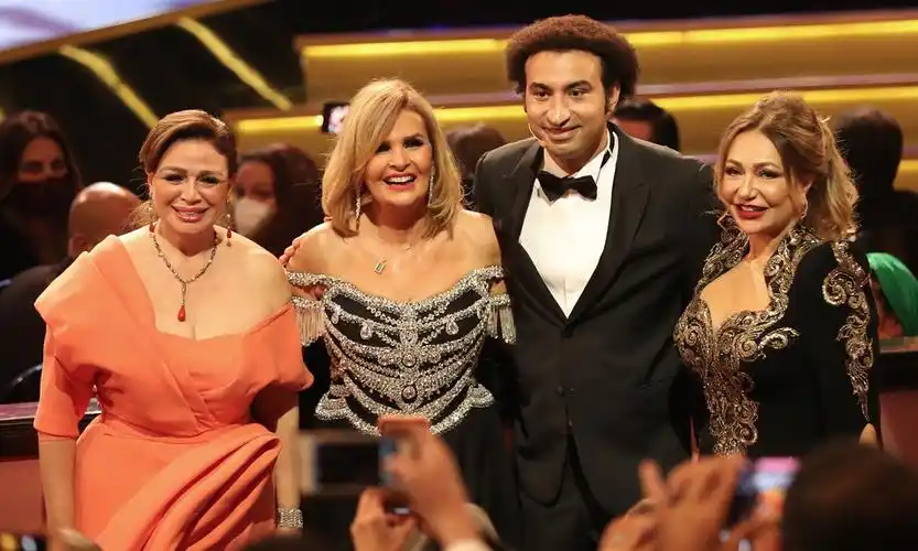 第43届开罗国际电影节吸引了来自60多个国家的约100部电影