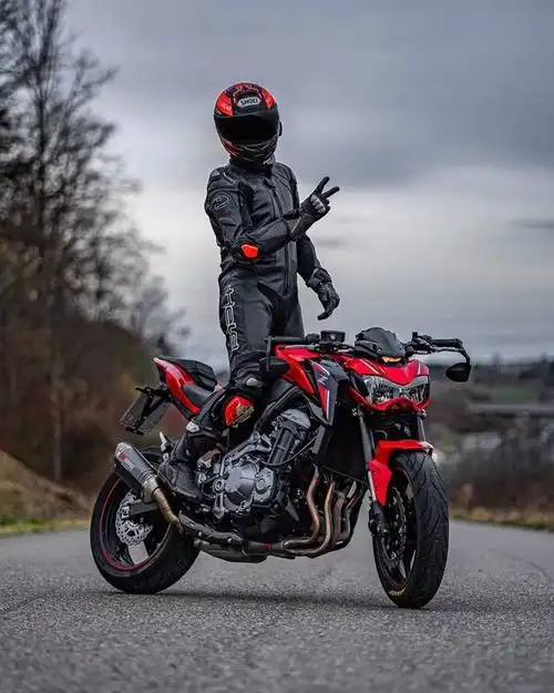 无水印15个骑车耍帅的姿势