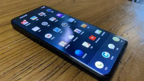 坚果r2体验:硬件顶尖,软件依旧优秀_手机搜狐网