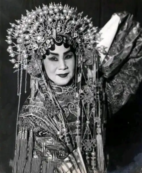 公认的京剧界天津四大名旦:丁至云,杨荣环,林玉梅,王紫苓