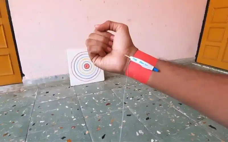 用圆珠笔简单自制"蜘蛛侠"蛛丝发射器,简单易学有趣好玩.