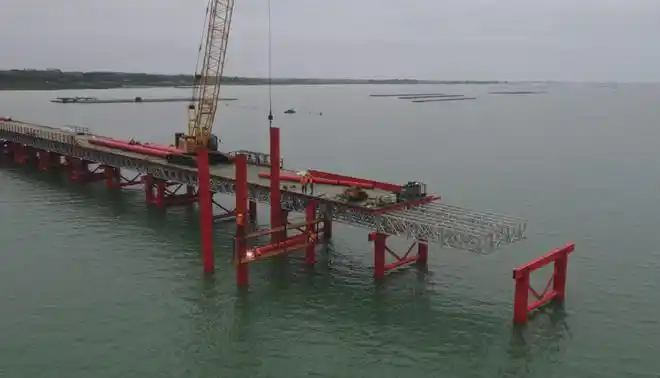 大风江大桥完成施工栈桥搭建