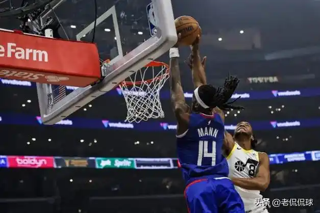 谁注意哈登赛后举动|威少|快船队|犹他爵士队|丹佛掘金队_网易订阅