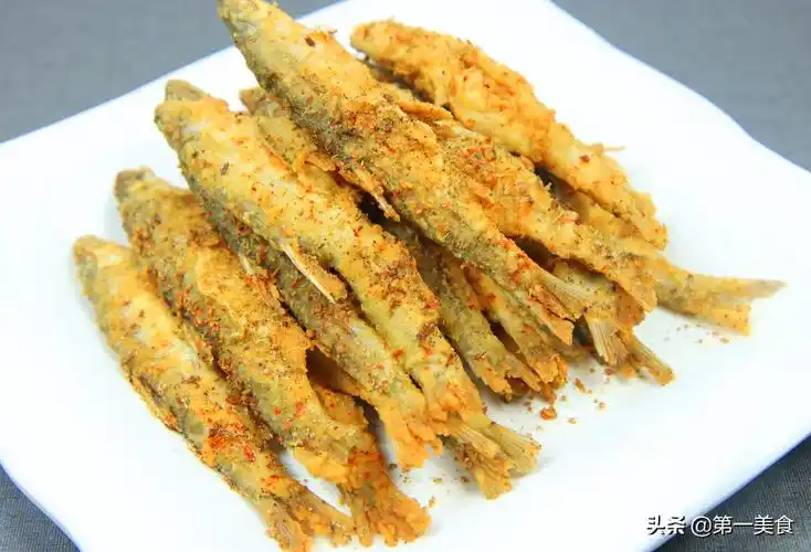 炸小鱼的做法 面粉炸小鱼的做法插图