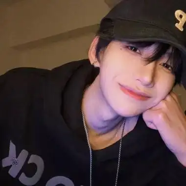 快手头像超清晰图片个性男超帅气男生真人高清图片大全