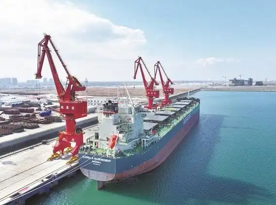 2023年南通港口完成货物吞吐量34362万吨