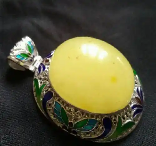 柠檬黄蛋形蜜蜡