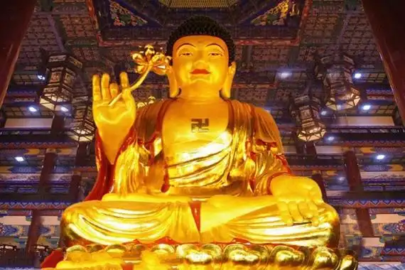 广佑寺大佛,是现阶段全球正殿佛身最大,容积最大的木制释迦牟尼佛坐像