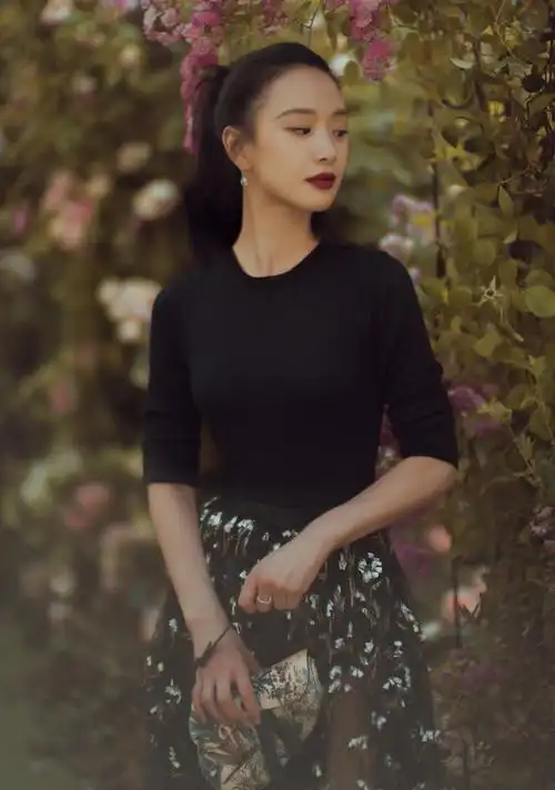 李梦:第7007期时尚潮流美图欣赏