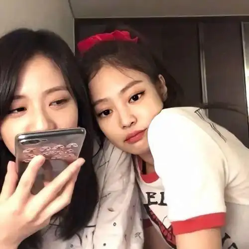 blackpink jennie jisoo