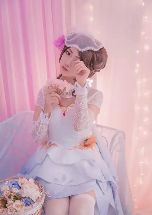 原创acg最靓cos第17期王者荣耀小乔纯白花嫁cos真的巨好看