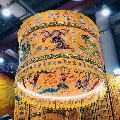 庄严品厂家直销佛教幢幡宝盖可定制加厚贡缎双层刺绣五龙飞天宝盖