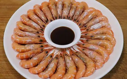 快过年了教你1个大虾最原汁原味的做法肉质鲜嫩摆盘还好看