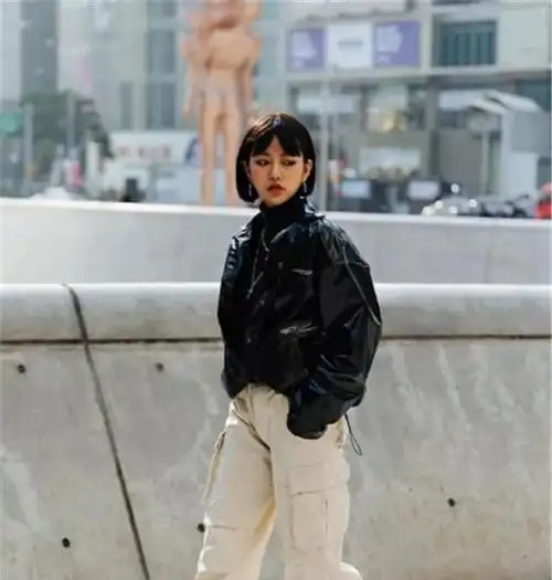 牛仔裤 袜子的搭配方式