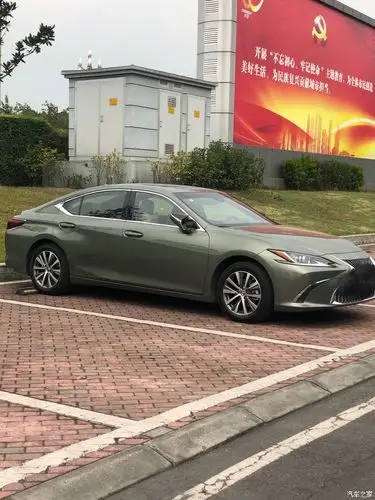 18002 | 回复: 92 雷克萨斯es论坛 当女司机遇到凌波玉es200豪华版