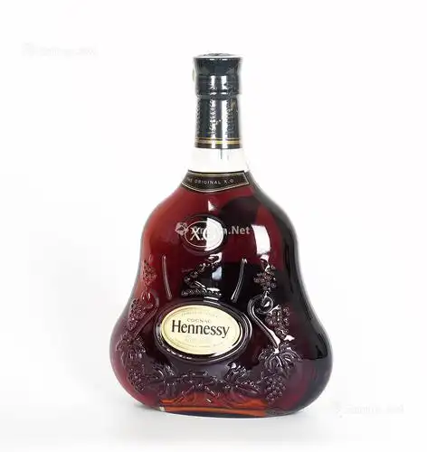 *0527 2010年产轩尼诗xo酒