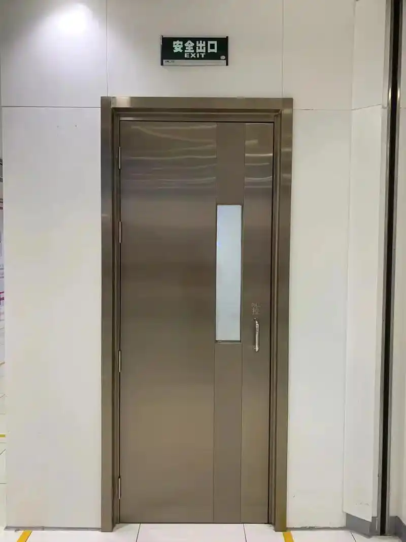 红挢区乙级不锈钢玻璃防火门厂家直销. 185-1115-2 - 抖音