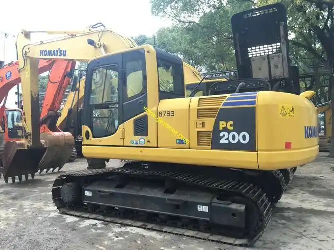 小松二手挖机小松200挖掘机原装进口纯土方机