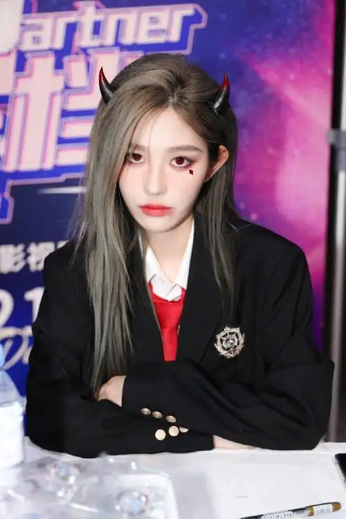 snh48-韩家乐-@snh48-王奕@snh48-周诗雨@snh