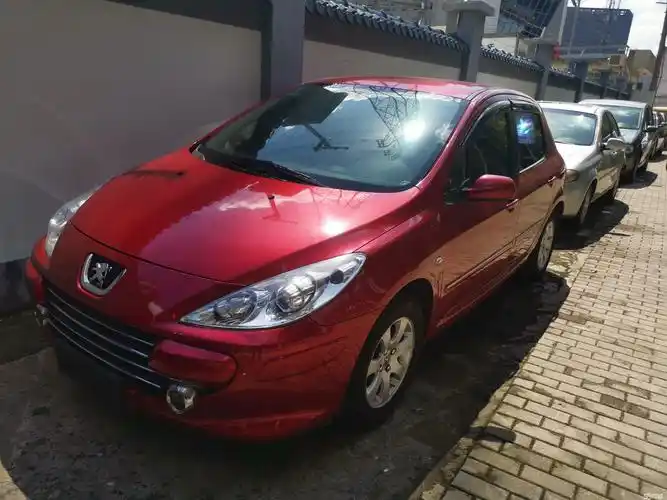 标致307两厢 2010款 两厢 1.6l 自动舒适版