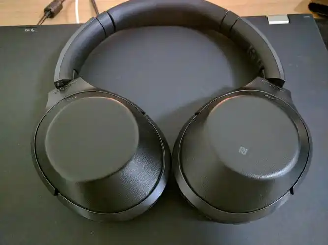 1800 出售索尼 mdr-1000x 蓝牙主动降噪耳机