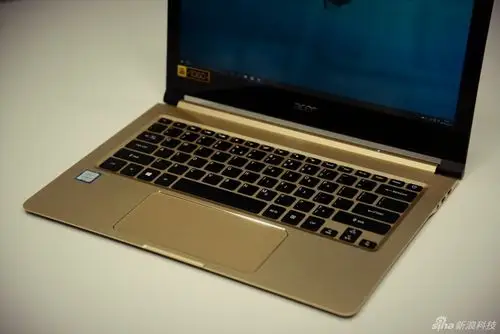 acer蜂鸟swift 7实拍图赏:全球最薄本有多销魂