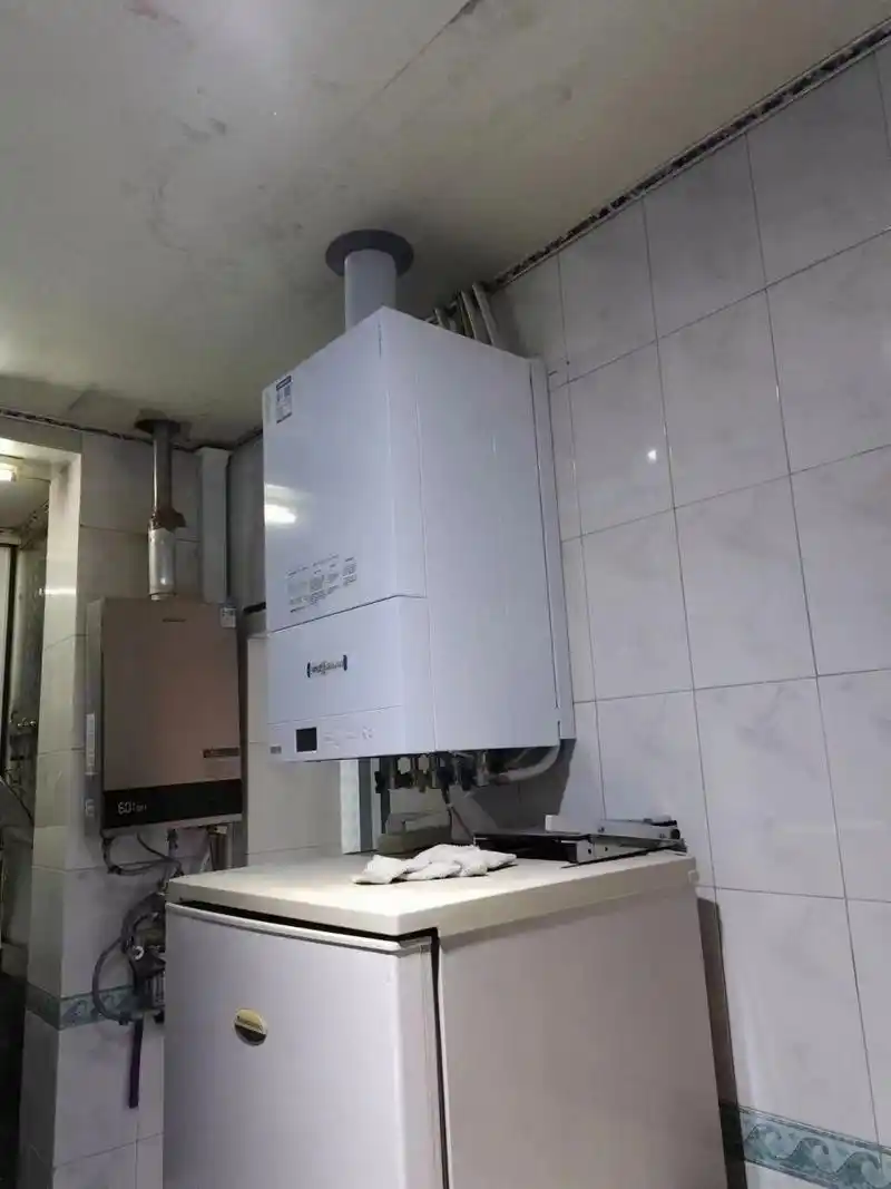 菲斯曼壁挂炉 天气冷了,想安装个暖气,朋友家里装修用了菲斯曼暖气,她