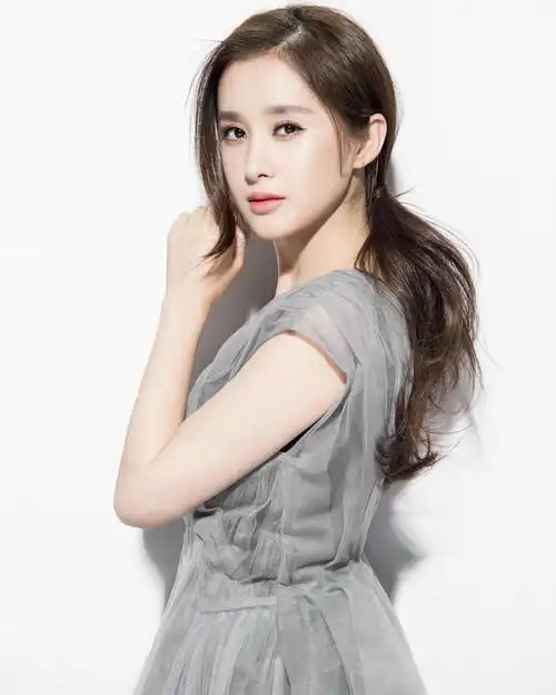 郑媛元《爱的蟹逅》上映 海归校花"总助攻"