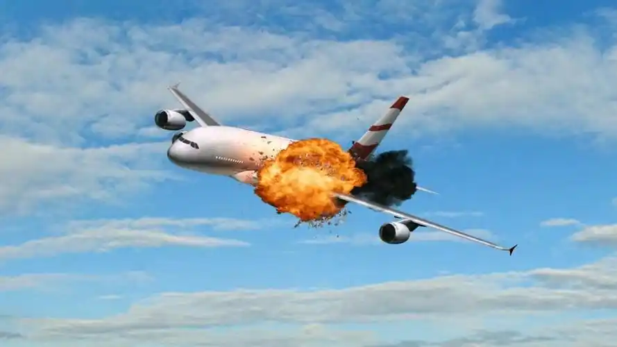 波音飞机又出事!起飞不久出现故障,机身断成两截,燃起滚滚浓烟