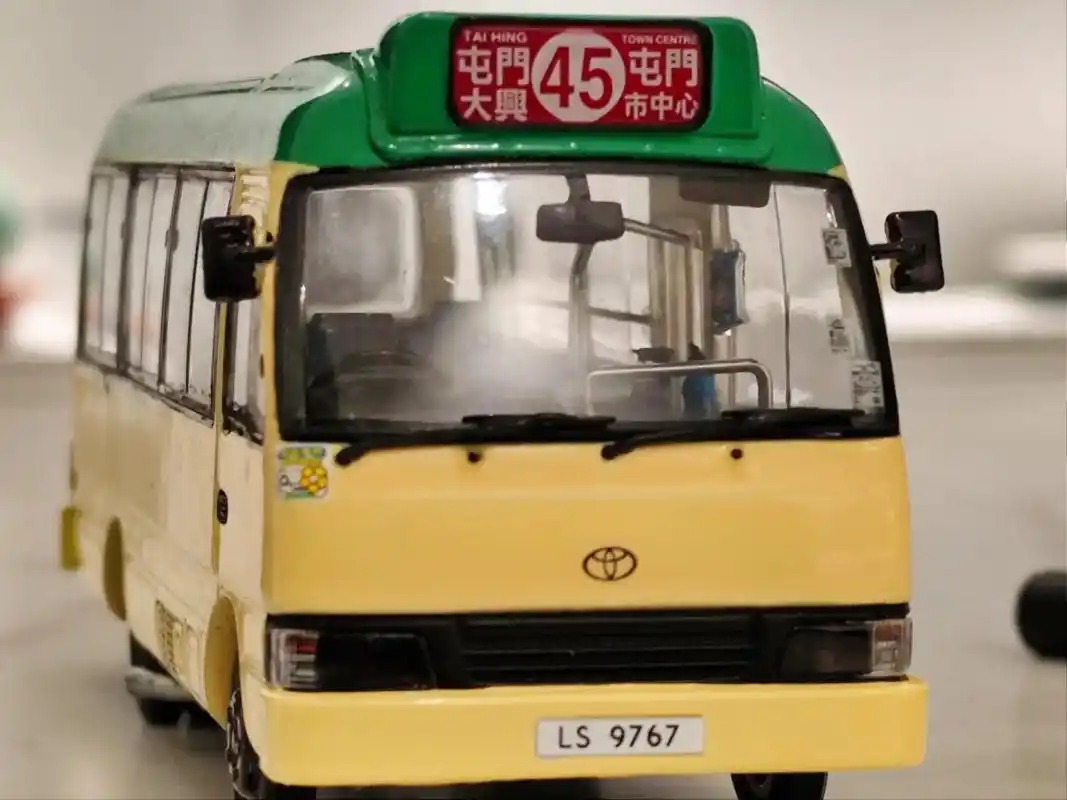 黑武士香港小巴@不负时光不负己 @l319 - 抖音