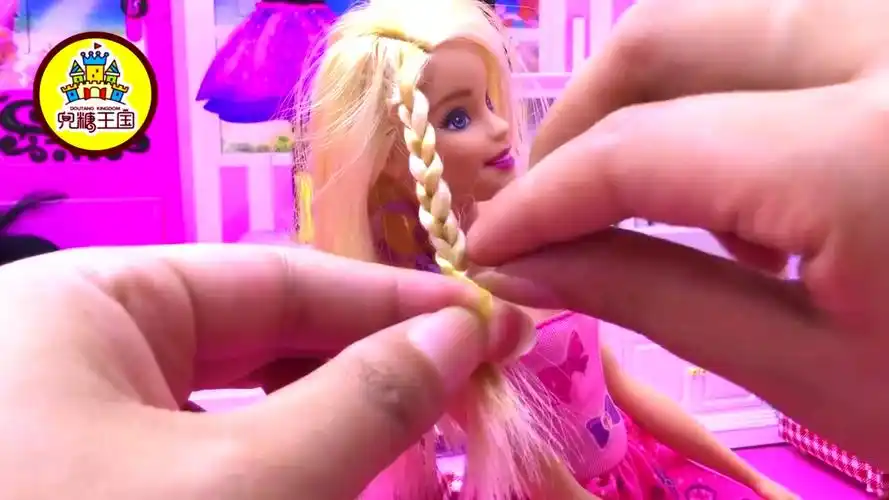 10:10 芭比娃娃化妆 芭比娃娃换装 芭比公主 玩具视频