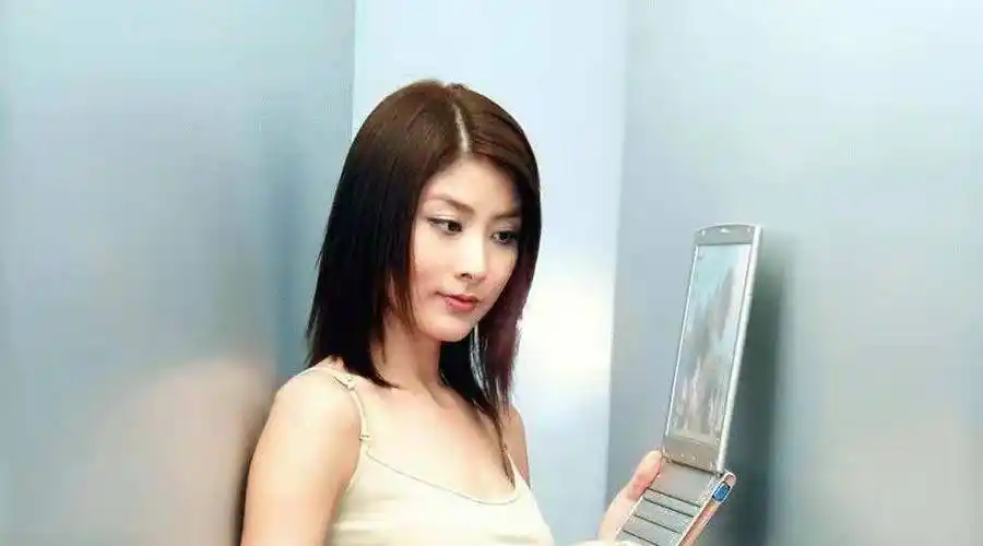 陈慧琳和刘建浩相恋16年结婚,现在结婚13年,育有两个