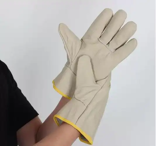头层牛皮电焊耐高温防烫长短款柔软耐磨焊工焊接隔热劳保防护手套