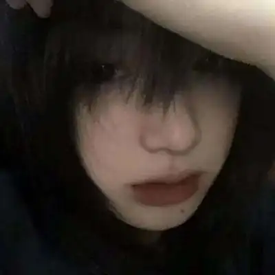 丧丧的头像女真人黑色高清温柔且丧的女生头像真人图片